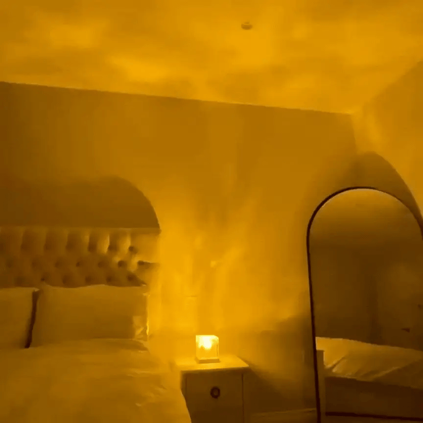 Nordlyslampen™ | Magisk LED Lampe med 16 Farver & Fjernbetjening